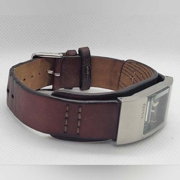 FOSSIL Watch - Picture 3 of 12